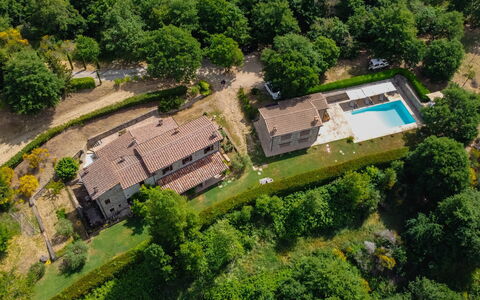 Villa Sant'anna: Plante, Bâtiment, Arbre, Paysage Naturel, Lot Terre, Design Urbain, Quartier, Zone Résidentielle, Herbe, Loisir