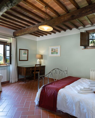 Montauto: Bâtiment, Meubles, Fenêtre, Confort, Bois, Design Intérieur, Maison, Architecture, Sol