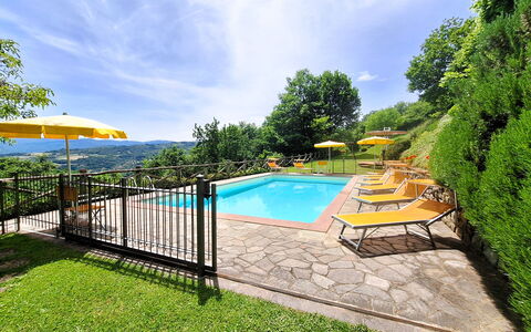 Villa Renaccio: Eco Hôtel, Piscine, Villa, Hacienda, Recours