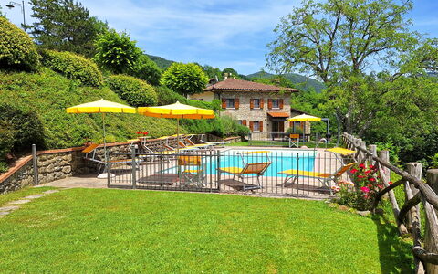 Villa Renaccio: Piscine, Recours, Établissements Humains, Eco Hôtel, Thermes, Biens, Hacienda, Villa, Jardin, Ville Resort