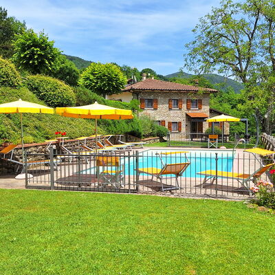 Villa Renaccio: Piscine, Recours, Établissements Humains, Eco Hôtel, Thermes, Biens, Hacienda, Villa, Jardin, Ville Resort