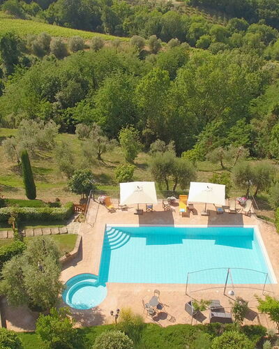 Villa i Colli: L'Eau, Plante, Arbre, Paysage Naturel, Piscine, Végétation, Lot Terre, Paysage, Herbe, Immobilier