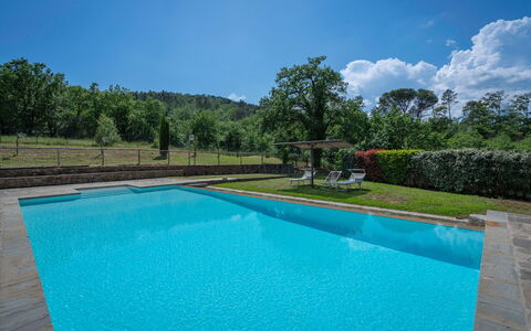 Leopolda In Selvarella Pool And Wi-fi: L'Eau, Ciel, Plante, Ressources En Eau, Nuage, Piscine, La Nature, Bleu Azur, Arbre, Rectangle