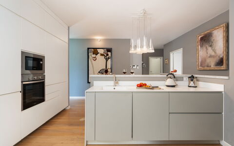 Luxury Green Marignana Villa, Versilia, Pool, Ac,: Cabinetry, Comptoir, Cadre, Bois, Design Intérieur, Éclairage, Sol, Cuisine, Sol