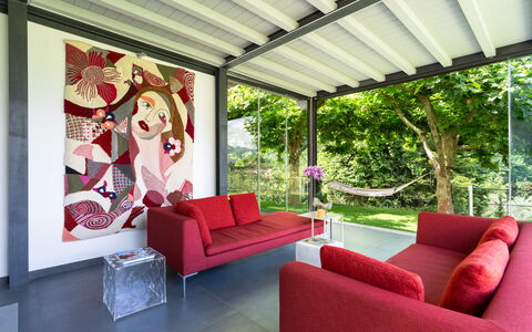 Luxury Green Marignana Villa, Versilia, Pool, Ac,: Propriété, Meubles, Canapé, Plante, Design Intérieur, Décoration, Salon, Ombre, Confort, Mur