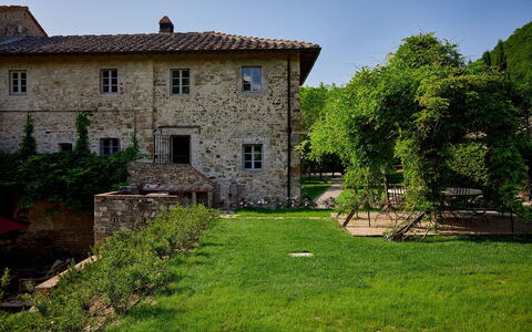 Villa Dell'abate: Plante, Ciel, Propriété, Fenêtre, Bâtiment, Lot Terre, Chalet, Arbre, Maison, Herbe