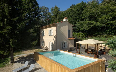 Casa Serra: Plante, Propriété, Bâtiment, Fenêtre, Piscine, Ciel, Arbre, Chaise, Mobilier De Jardin, Bois