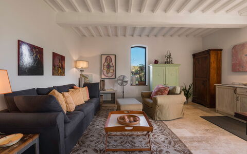 Lina - Podere Ribatti - Casole D'elsa, Toscana: Cadre, Table, Meubles, Canapé, Propriété, Bâtiment, Bois, Design Intérieur, Confort, Salon