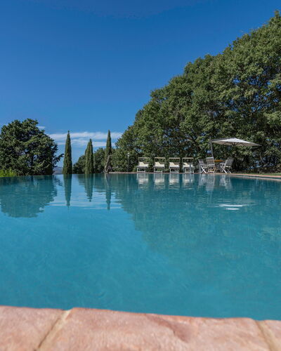 Orcia Panoramic View With Pool: L'Eau, Ciel, Plante, Bleu Azur, Piscine, Arbre, Nuage, Paysage Naturel, Loisir, Paysage