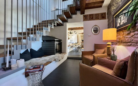 The Architects House: Meubles, Canapé, Design Intérieur, Bois, Cadre, Bâtiment, Architecture, Confort, Escaliers, Salon