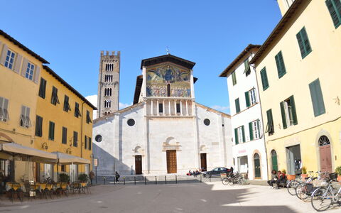 Casa Toto: Ville, Ville, Bâtiment, Architecture, Centre De La Ville, Point De Repère, Établissements Humains, Quartier, Espace Public, Façade