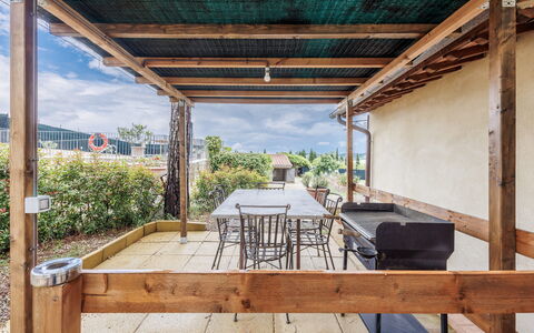 Anilde, Holiday Home with Pool, Wifi, Tuscany: Plante, Ciel, Bois, Ombre, Arbre, Nuage, Chalet, Porche, Faisceau, Tache De Bois