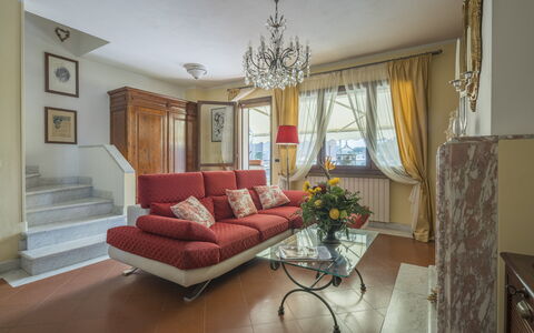 La Bouganville, Forte Dei Marmi, Private Garden, W: Meubles, Design Intérieur, Canapé, Sol, Sol, Salon, Pièce, Bois, Plafond, Table