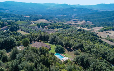 Villa Belvedere: Ciel, Communauté Des Plantes, Plante, Montagne, Bleu Azur, Paysage Naturel, Arbre, Montagnes, Lot Terre, Prairie