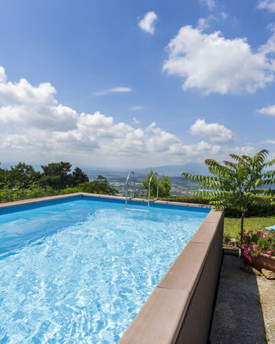 La Casa Di Elda, Holiday Home With Pool, Uzzano, T: Nuage, Ciel, Plante, L'Eau, Piscine, Arbre, Mobilier De Jardin, Ombre, Rectangle, Herbe