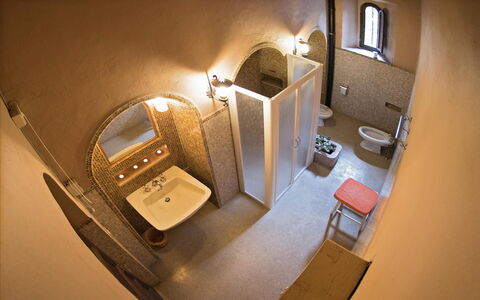 Palazzo Trasimeno: Bâtiment, Éclairage, Escaliers, Design Intérieur, Bois, Fenêtre, Maison, Lampe, Plafond, Plante D'Appartement