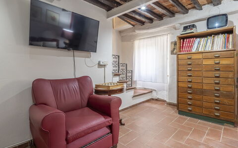 Country House Casalguidi 191 Private Pool: Mur, Design Intérieur, Meubles, Appartement, Sol, Domicile, Sol, Pièce, Plafond, Salon