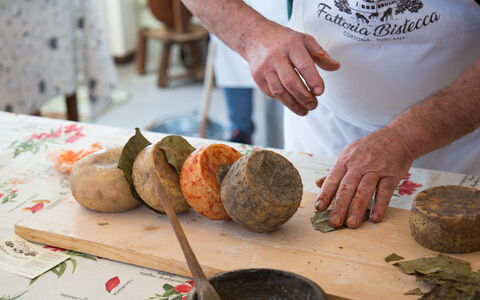 Casale Della Torre: Aliments, Ingrédient, Bois, Cuisine, Aliments Naturels, Plat, Produire