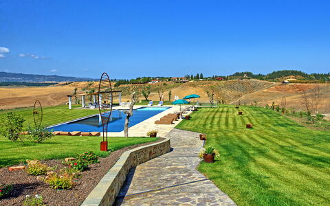 Villa Campana: Ciel, Plante, Paysage Naturel, Lot Terre, Prairie, Loisir, Herbe, Paysage, Pente, Arbre