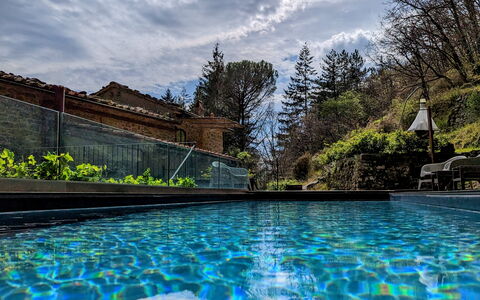 Mulino Morandi: L'Eau, Nuage, Ciel, Ressources En Eau, Plante, Piscine, Bleu Azur, Bâtiment, Arbre, Paysage Naturel