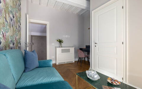 Torretta Penthouse Luxury Apartment In Florence By: Design Intérieur, Meubles, Sol, Mur, Sol, Bois, Pièce, Textile, Domicile, Salon