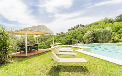 Villa Montegattoli, Pool, Landscape, Wifi, Ac: Plante, Nuage, Ciel, Mobilier De Jardin, Ombre, Paysage Naturel, Herbe, Piscine, Loisir, Paysage