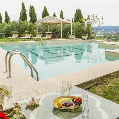 Villa Montegattoli, Pool, Landscape, Wifi, Ac: L'Eau, Propriété, Ciel, Plante, Bleu Azur, Vaisselle, Piscine, Architecture, Arbre, Mobilier De Jardin