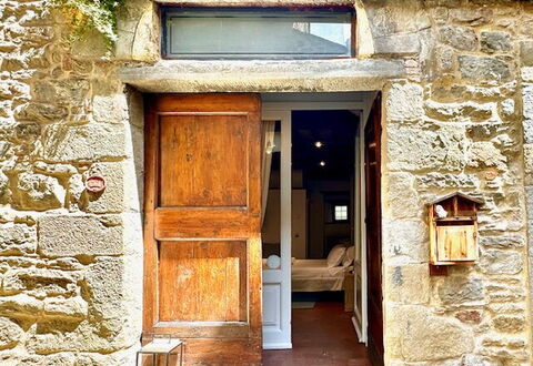 Vicolo Della Scala Rooms: Propriété, Porte, Bâtiment, Bois, Architecture, Brique, Accueil Porte, Façade, Brickwork