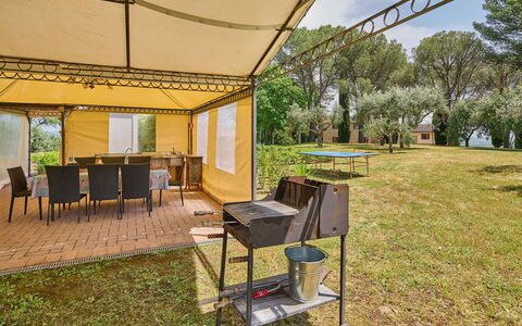 Villa Conte Jacopo: Plante, Meubles, Chaise, Ombre, Arbre, Herbe, Bâtiment, Loisir, Espace Public, Nuage