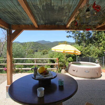 La Casetta: Ciel, Plante, Propriété, Ombre, Éclairage, Arbre, Architecture, Design Intérieur, Loisir, Paysage