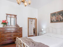 Cascine Apartment In Florence