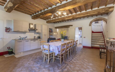 Le Casaline Di Sopra, Massa Marittima: Meubles, Propriété, Table, Cabinetry, Bois, Comptoir, Salon, Chaise, Sol, Sol