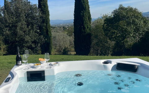 Villacolle 1, Poggio a Caiano, Hot Tub, Wifi, Ac: Piscine, Luminaire Plomberie, Baignoire, Jacuzzi, Recours, Caractéristique De L'Eau, Eco Hôtel, Mobilier De Jardin, Plante D'Appartement
