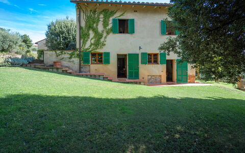 La Tesa Country House With Pool S. Gimignano: Vert, Zone Rurale, Chalet, Pelouse, Jardin, Ferme, Arrière-Cour, Village, Cour, Aménagement Paysager