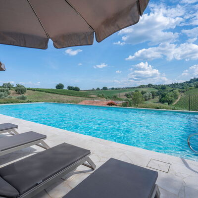 Correggiolo Spereto Apartment With Pool, Montaione: Piscine, Mobilier De Jardin, Balancelle, Recours, Thermes, Eco Hôtel, Chaise, Ville Resort, Chaise Longue, Villa