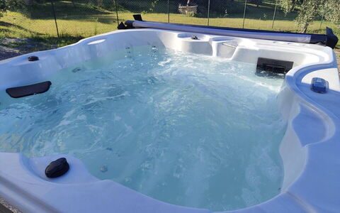 Casa Andrea: L'Eau, Piscine, Bleu Azur, Plante, Rectangle, Composite, Mobilier De Jardin, Loisir, Automotive Exterieur