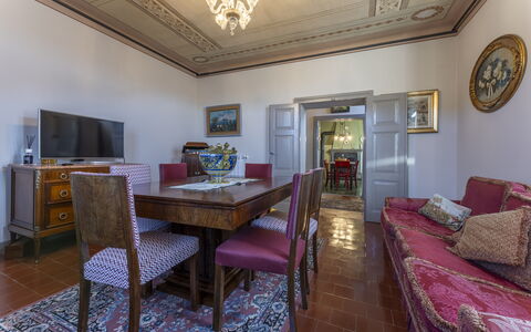 Orazio Liberty House,Lunigiana, Nature: Meubles, Cadre, Table, Bois, Éclairage, Design Intérieur, Sol, Sol, Chaise, Bâtiment