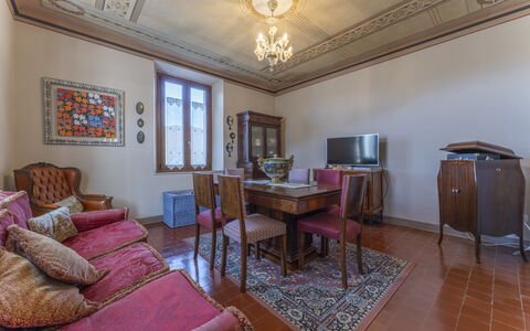 Orazio Liberty House,Lunigiana, Nature: Cadre, Meubles, Bois, Table, Design Intérieur, Salon, Maison, Chaise, Sol, Sol