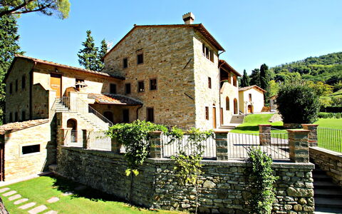 Residence Marino: Propriété, Bâtiment, Maison, Biens, Architecture, Domicile, Immobilier, Villa, Arbre, Zone Rurale