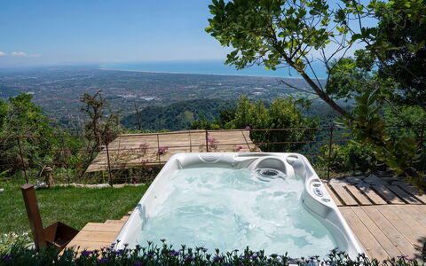 La Casa Sul Forte: Ciel, Propriété, Plante, Arbre, Paysage Naturel, Bâtiment, Paysage, L'Eau, Immobilier, Loisir