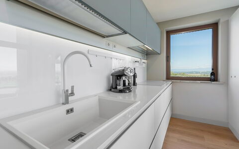 Melaiolo Modern Apartment With Pool, Montaione, To: Propriété, Robinet, Armoire De Toilette, Luminaire Plomberie, Cabinetry, Évier, Bâtiment, Fenêtre, Salle De Bains, Sol