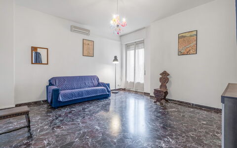 Romina Apartment, Florence, Campo Marte: Sol, Sol, Design Intérieur, Appartement, Plafond, Pièce, Canapé, Salon, Tapis