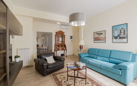 Casa Maria: Meubles, Design Intérieur, Canapé, Sol, Sol, Pièce, Salon, Bois, Plafond, Table