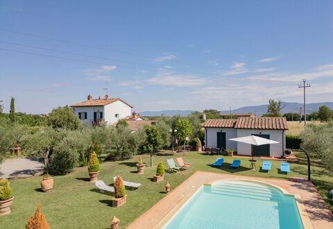 Villa Elena: Biens, Hacienda, Ferme, Pelouse, Piscine, Cour, Villa, Arrière-Cour, Eco Hôtel, Plantation