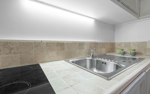 Le Volte, Borgo Campassini, Monteriggioni: Cuisine, Comptoir, Plafond, Design Intérieur, Principaux Appliance, Appareil De Cuisine, Sol, Éclairage, Luminaire, Sol