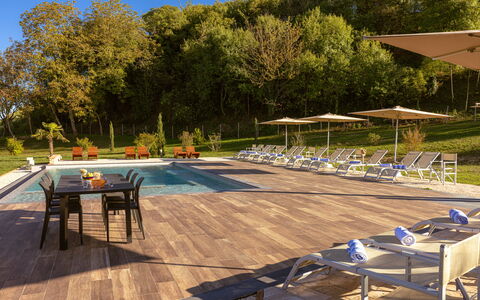 La Piazzetta, Borgo Campassini, Monteriggioni: Piscine, Mobilier De Jardin, Meubles, Recours, Balancelle, Chaise, Eco Hôtel, Parapluie, Loisir, Jardin