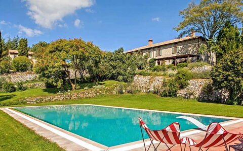 Villa Aiola: Piscine, Biens, Domicile, Jardin, Ferme, Villa, Recours, Eco Hôtel, Arrière-Cour, Hacienda