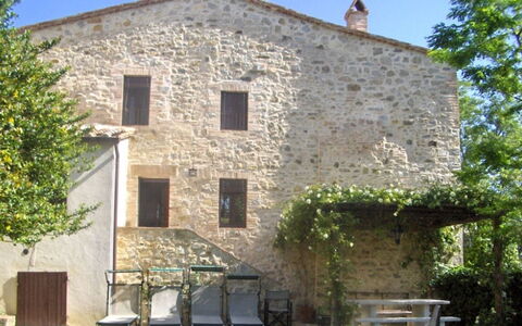 Borgo di Fighine: Mur, Bâtiment, Fenêtre, Maison, Domicile, Établissements Humains, Chalet, Zone Rurale, Biens, Ferme