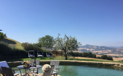 Case Belle: Piscine, Paysage, Aménagement Paysager, Caractéristique De L'Eau, Pelouse, Étang, Eco Hôtel, Recours, Mobilier De Jardin, Villa