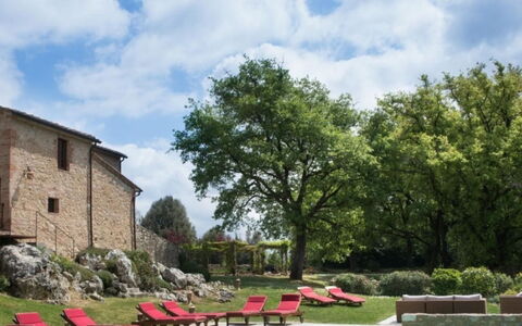 Villa Pipirelli: Biens, Jardin, Mobilier De Jardin, Ferme, Pelouse, Arrière-Cour, Hacienda, Villa, Cour, Aménagement Paysager